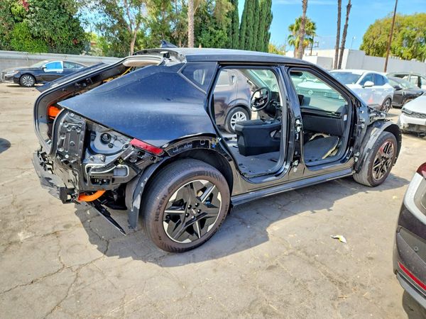 2025 KIA EV6