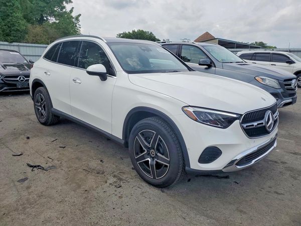 2026 MERCEDES-BENZ GLC