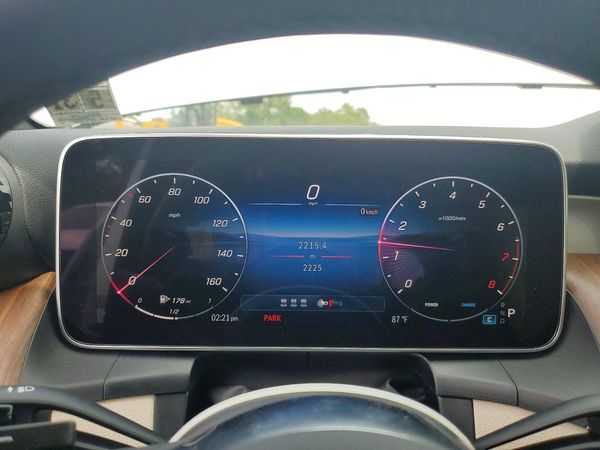 2026 MERCEDES-BENZ GLC