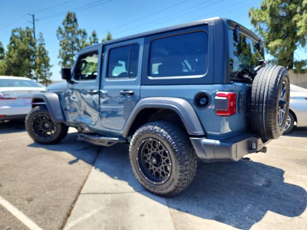 2025 JEEP WRANGLER