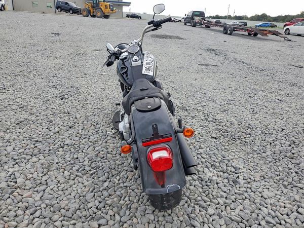 2015 HARLEY-DAVIDSON FL