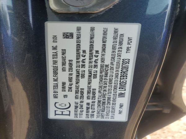 2024 TESLA MODEL 3