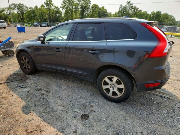 2012 VOLVO XC60