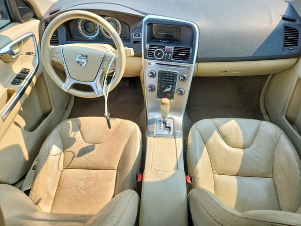 2012 VOLVO XC60