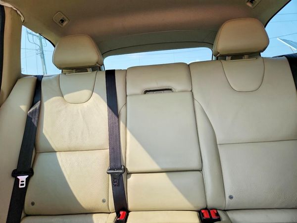 2012 VOLVO XC60