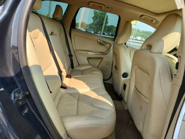 2012 VOLVO XC60