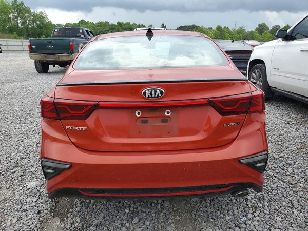 2021 KIA FORTE GT Line