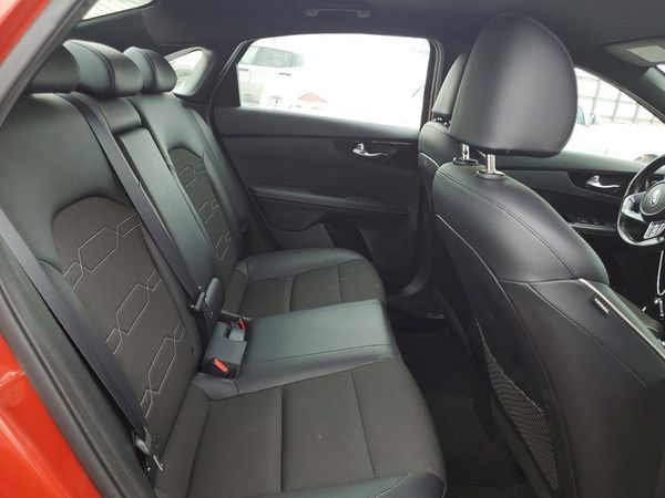 2021 KIA FORTE GT Line