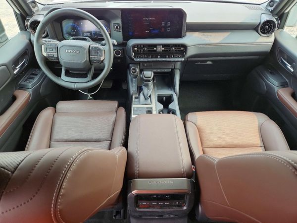 2025 TOYOTA LAND CRUISER