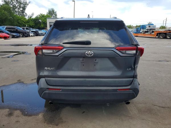 2021 TOYOTA RAV4 LE