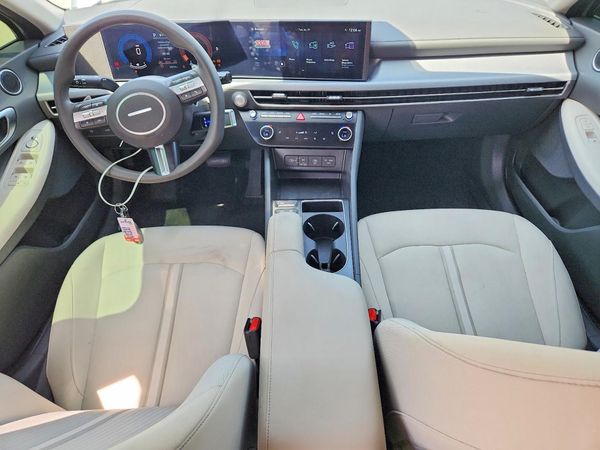 2025 HYUNDAI SONATA
