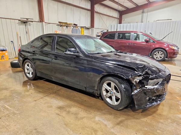 2015 BMW 320