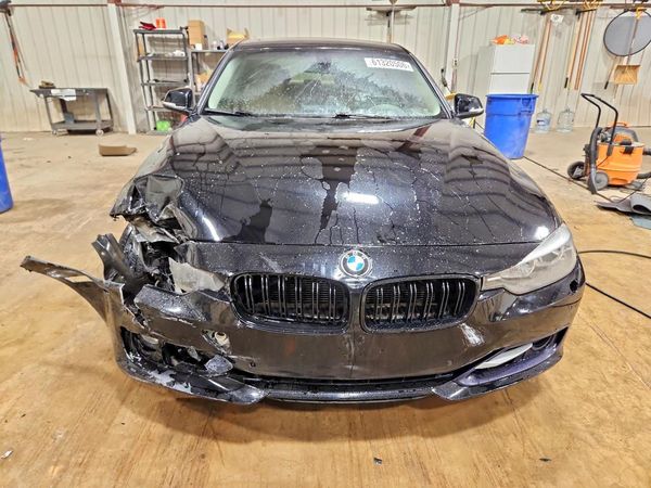2015 BMW 320