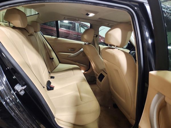 2015 BMW 320