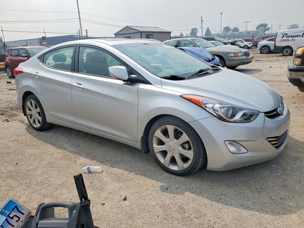 2013 HYUNDAI ELANTRA