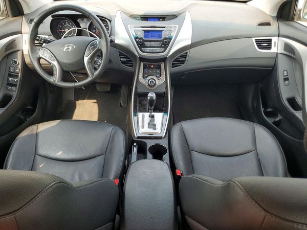2013 HYUNDAI ELANTRA