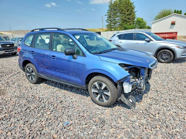2018 SUBARU FORESTER Base P