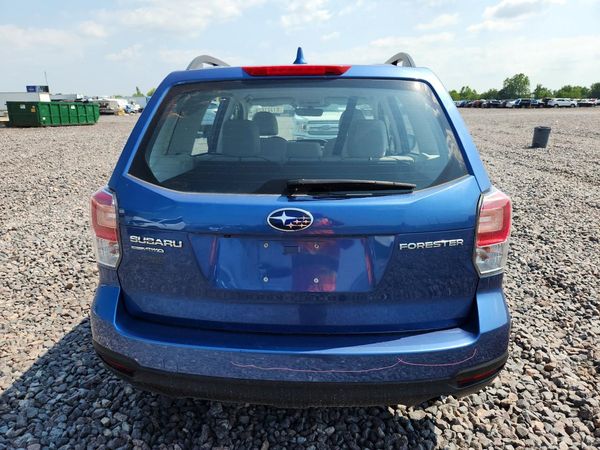2018 SUBARU FORESTER Base P