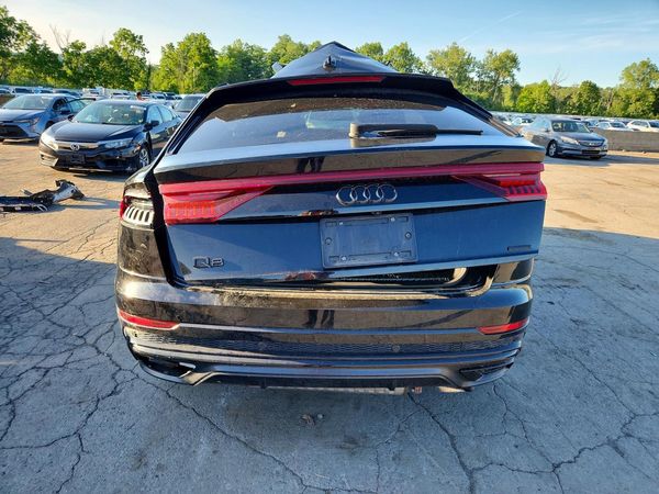 2023 AUDI Q8