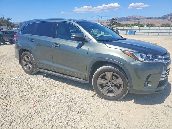 2018 TOYOTA HIGHLANDER Ltd/Ltd Platinum — Passenger 3/4
