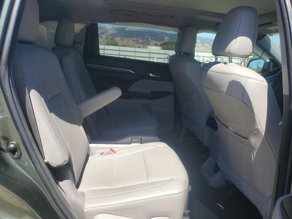 2018 TOYOTA HIGHLANDER Ltd/Ltd Platinum — PSRS