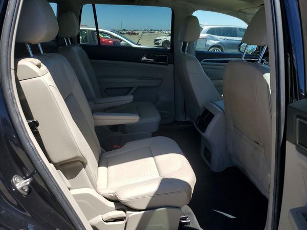 2018 VOLKSWAGEN ATLAS 4Motion SEL