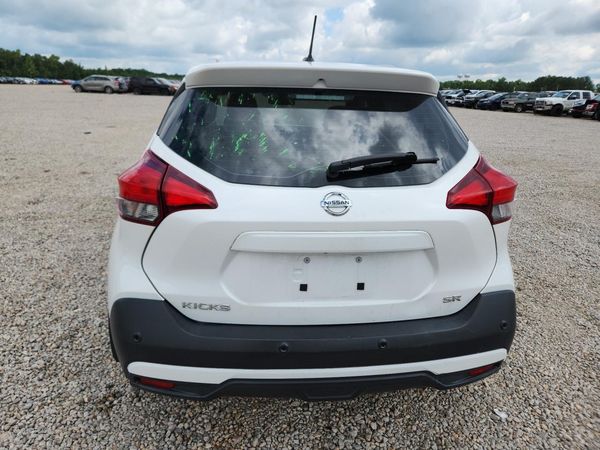 2020 NISSAN KICKS