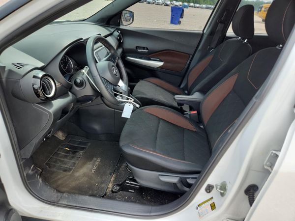 2020 NISSAN KICKS