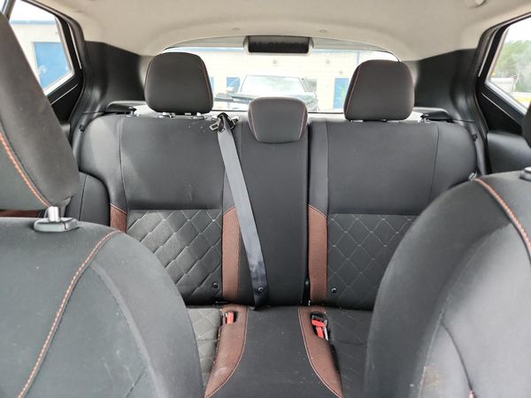 2020 NISSAN KICKS