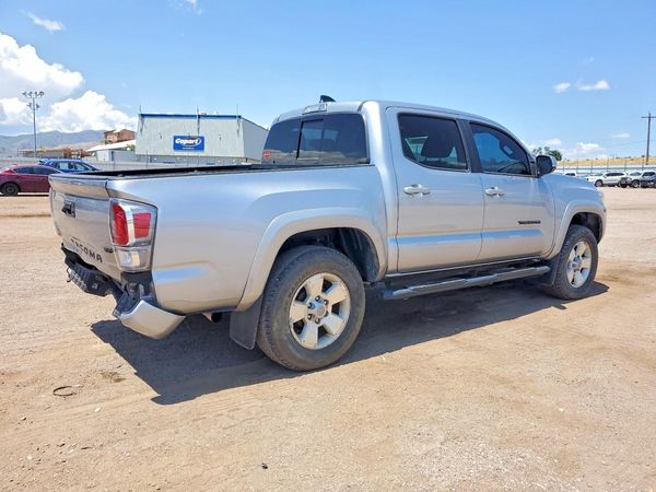 2022 TOYOTA TACOMA SR5