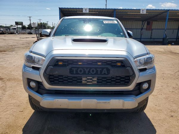 2022 TOYOTA TACOMA SR5
