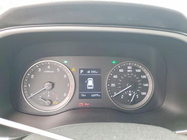 2020 HYUNDAI TUCSON SE