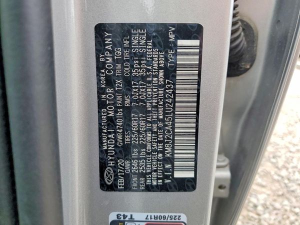2020 HYUNDAI TUCSON SE