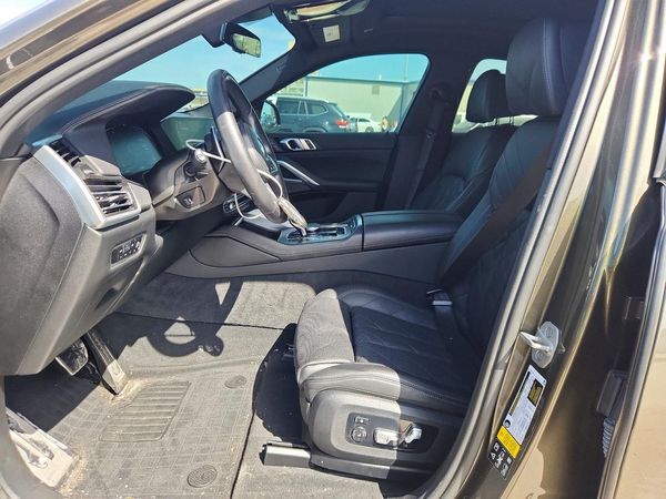 2023 BMW X6 xDrive40i