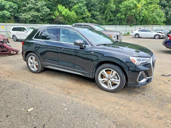 2024 AUDI Q3 45 S LINE PREMIUM