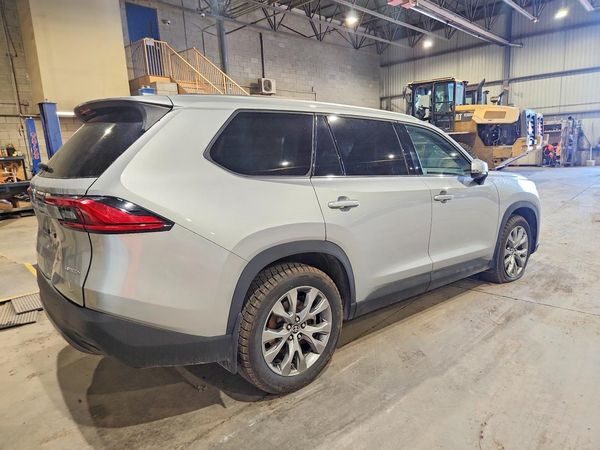 2024 TOYOTA GRAND HIGHLANDER