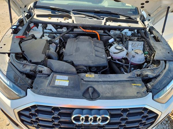 2021 AUDI Q5 E quattro Premium Plus