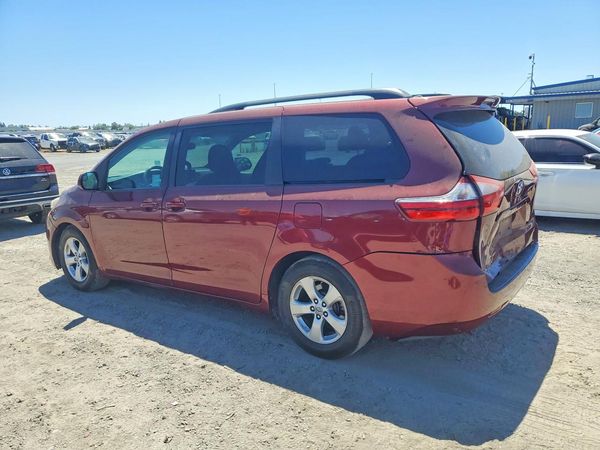 2015 TOYOTA SIENNA