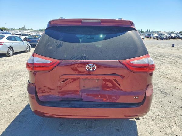 2015 TOYOTA SIENNA