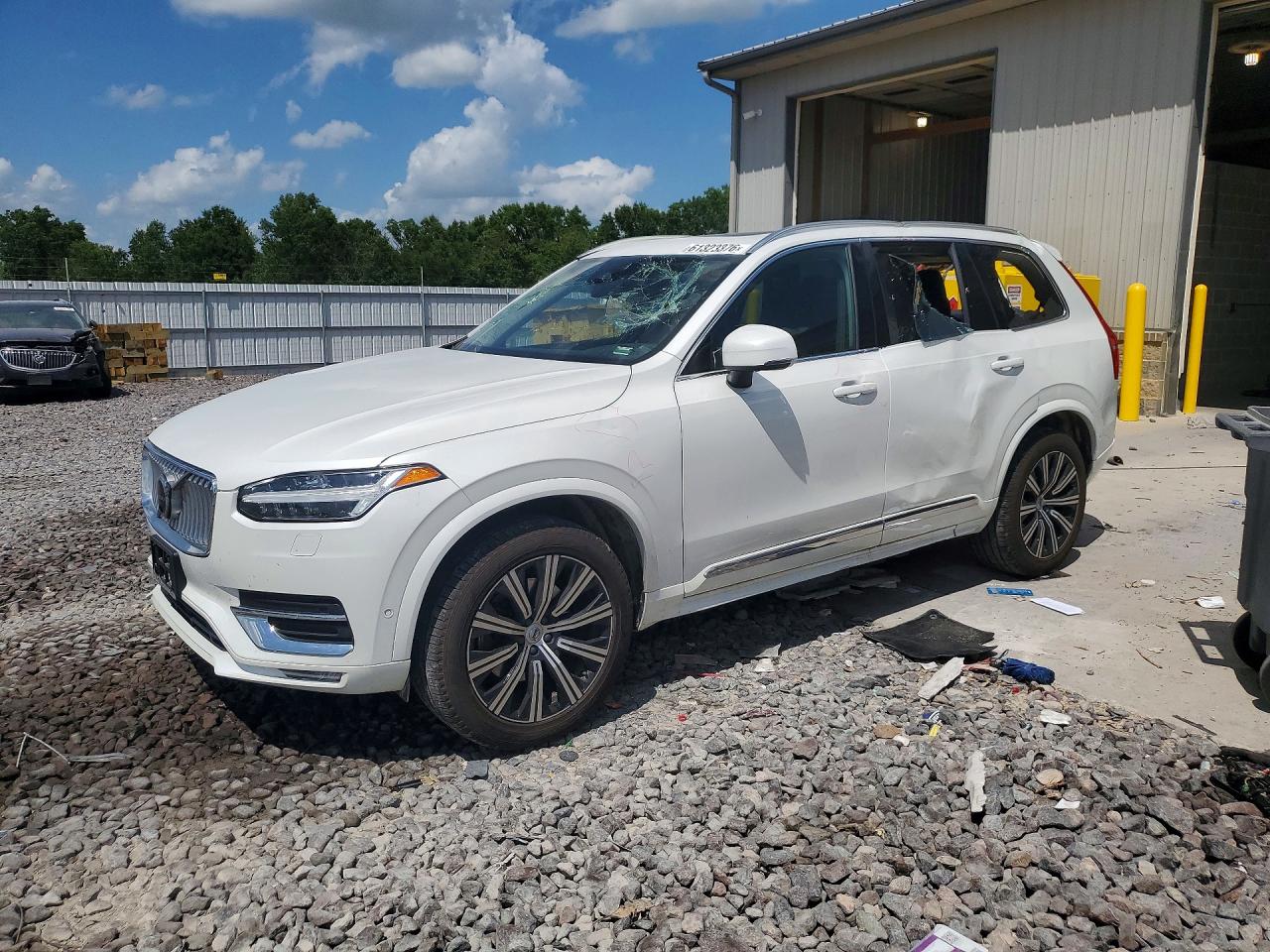 2025 VOLVO XC90 Plus Bright