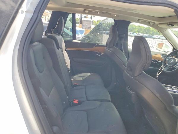 2025 VOLVO XC90 Plus Bright