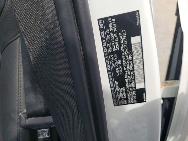 2025 VOLVO XC90 Plus Bright