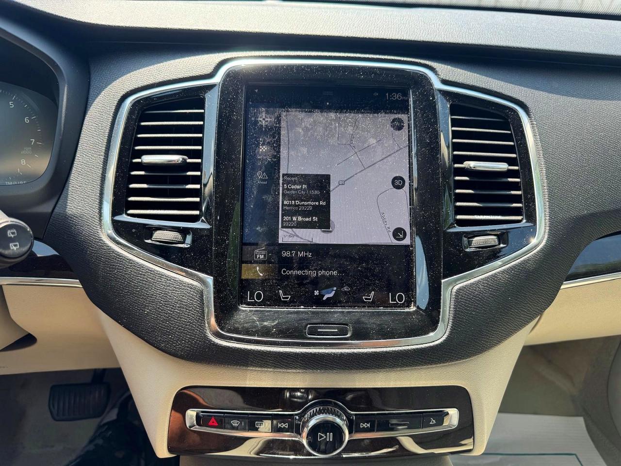 2016 VOLVO XC90 SV42 Momentum