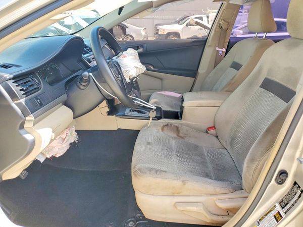 2014 TOYOTA CAMRY