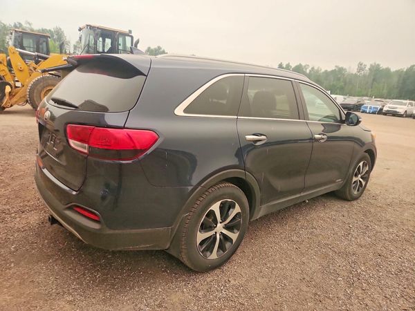 2017 KIA SORENTO EX