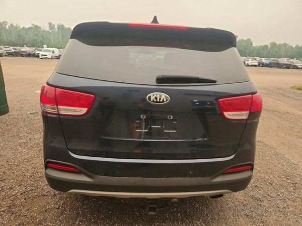 2017 KIA SORENTO EX