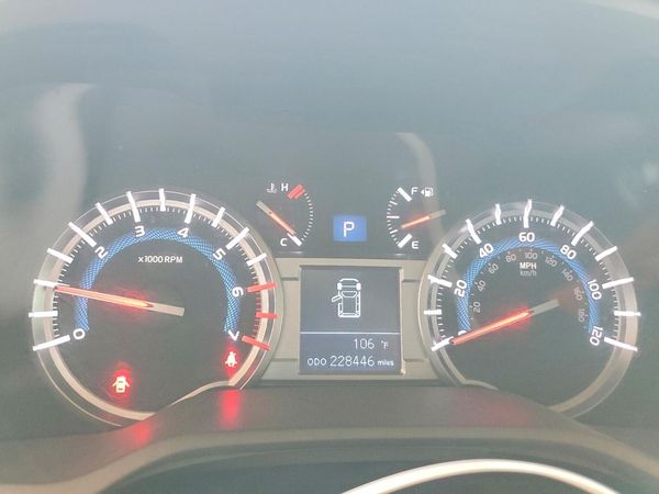 2018 TOYOTA 4RUNNER Ltd/SR5/SR5 Premium