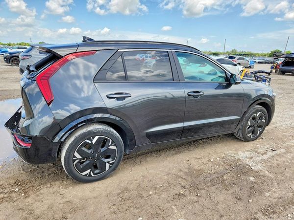 2024 KIA NIRO Wind