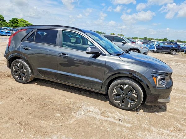 2024 KIA NIRO Wind