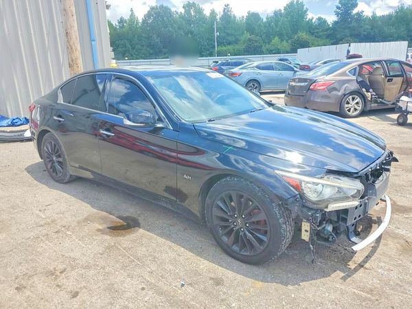 2018 INFINITI Q50
